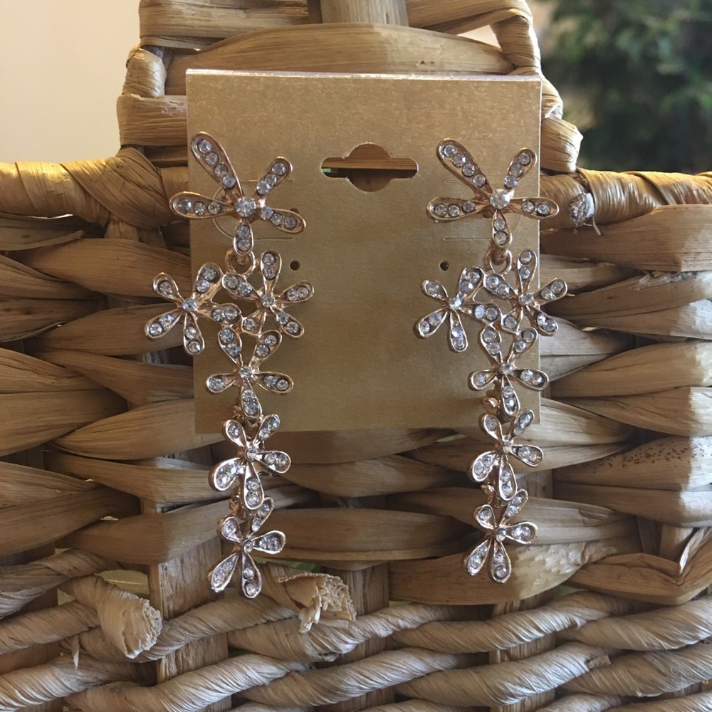 Vintage gold rhinestone floral cluster earrings